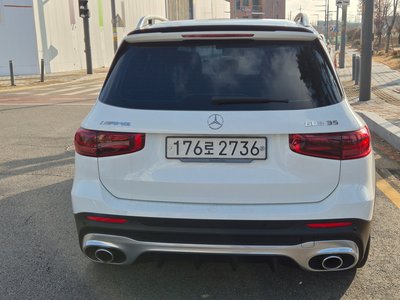 MERCEDES-BENZ GLB - 4