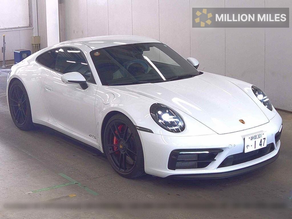 PORSCHE 911 - View 1