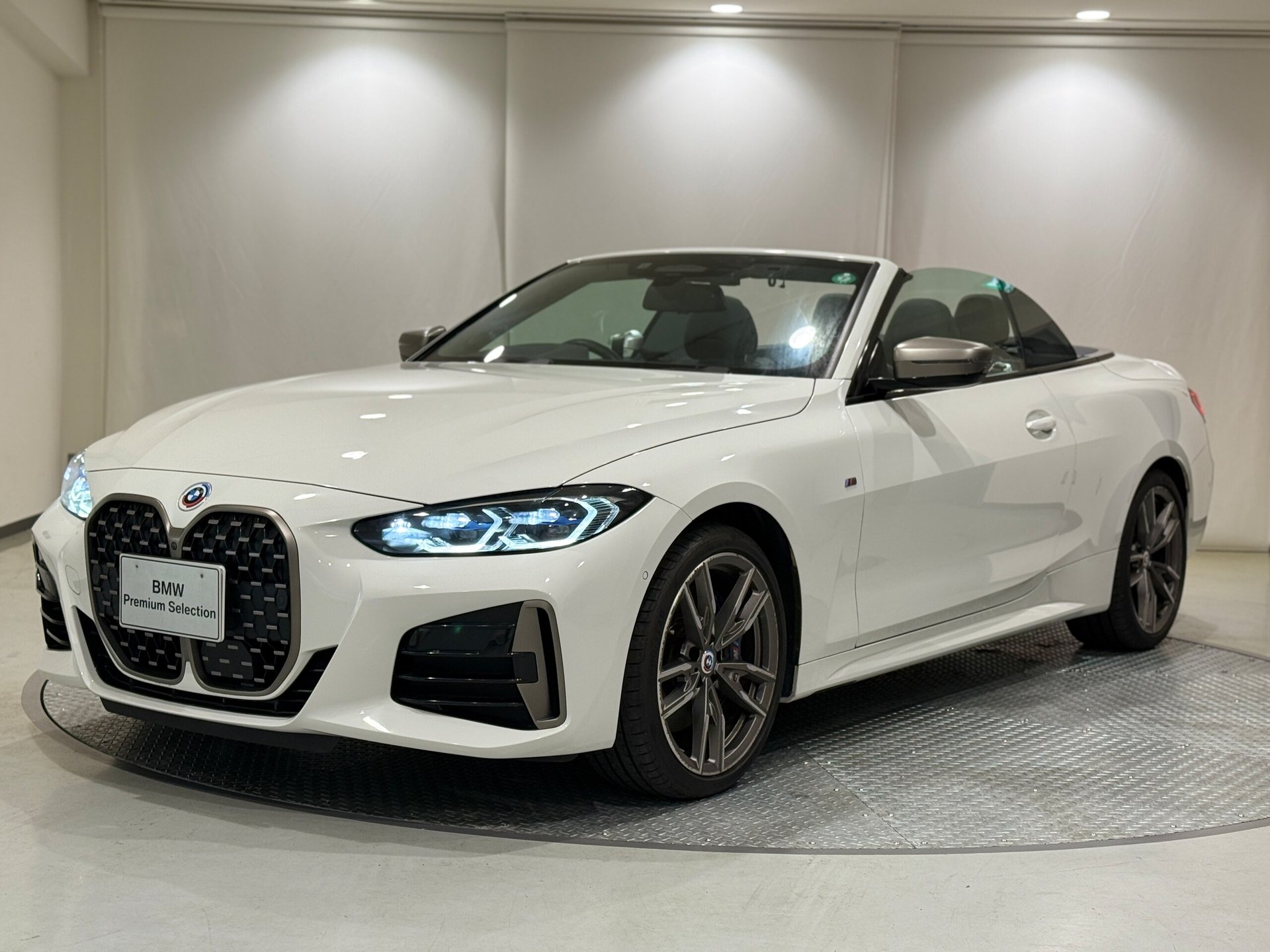 BMW 4 SERIES CABRIOLET - View 1