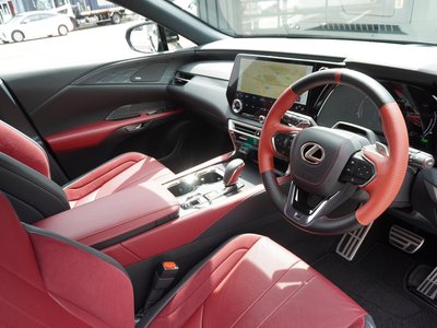 2023 Lexus RX — миниатюра 11