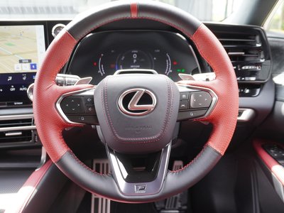2023 Lexus RX — миниатюра 23