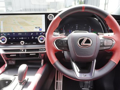 2023 Lexus RX — миниатюра 22