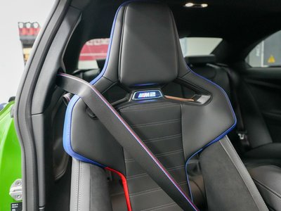 2025 BMW M2 — миниатюра 11