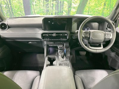 2024 Toyota LAND CRUISER 250 photo 2