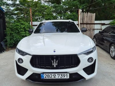 2019 Maserati LEVANTE — фото 1