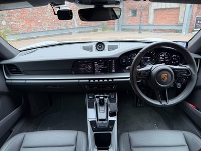 صورة مصغرة 56 لـ 2020 Porsche 911