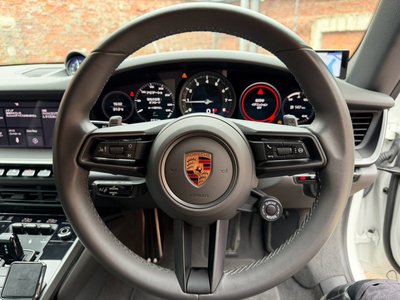 صورة مصغرة 44 لـ 2020 Porsche 911