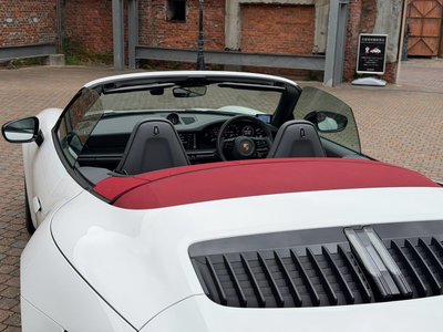 صورة مصغرة 61 لـ 2020 Porsche 911