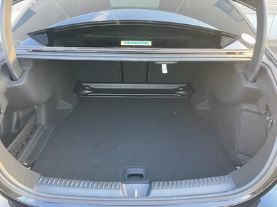 MERCEDES-BENZ E-CLASS - 5