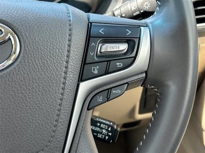 TOYOTA LAND CRUISER PRADO - 8