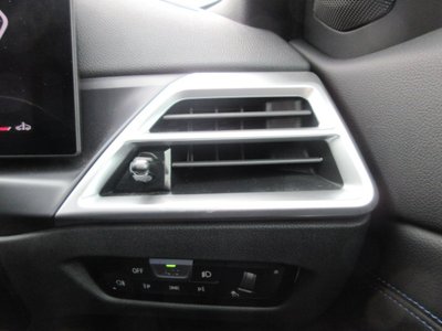 2025 BMW 3 SERIES — миниатюра 48