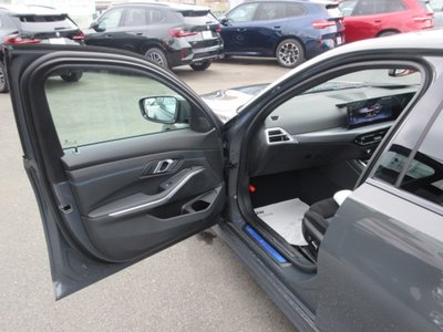 2025 BMW 3 SERIES — миниатюра 39