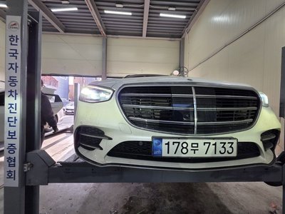 MERCEDES-BENZ S-CLASS - 1