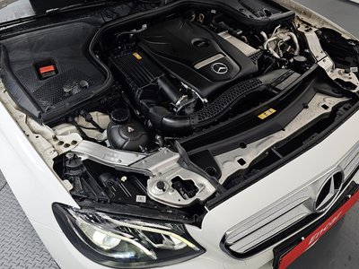 MERCEDES-BENZ E-CLASS - 7