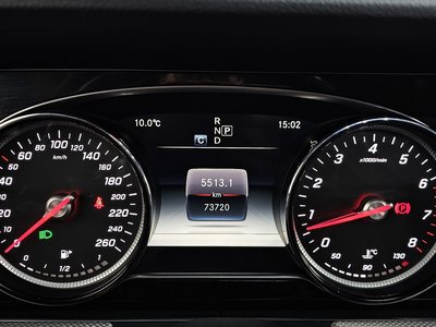 MERCEDES-BENZ E-CLASS - 8