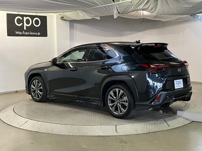 2023 Lexus UX 照片 2
