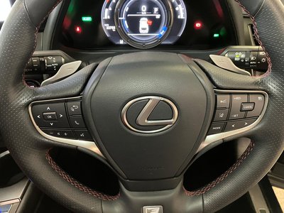 2023 Lexus UX 缩略图 15