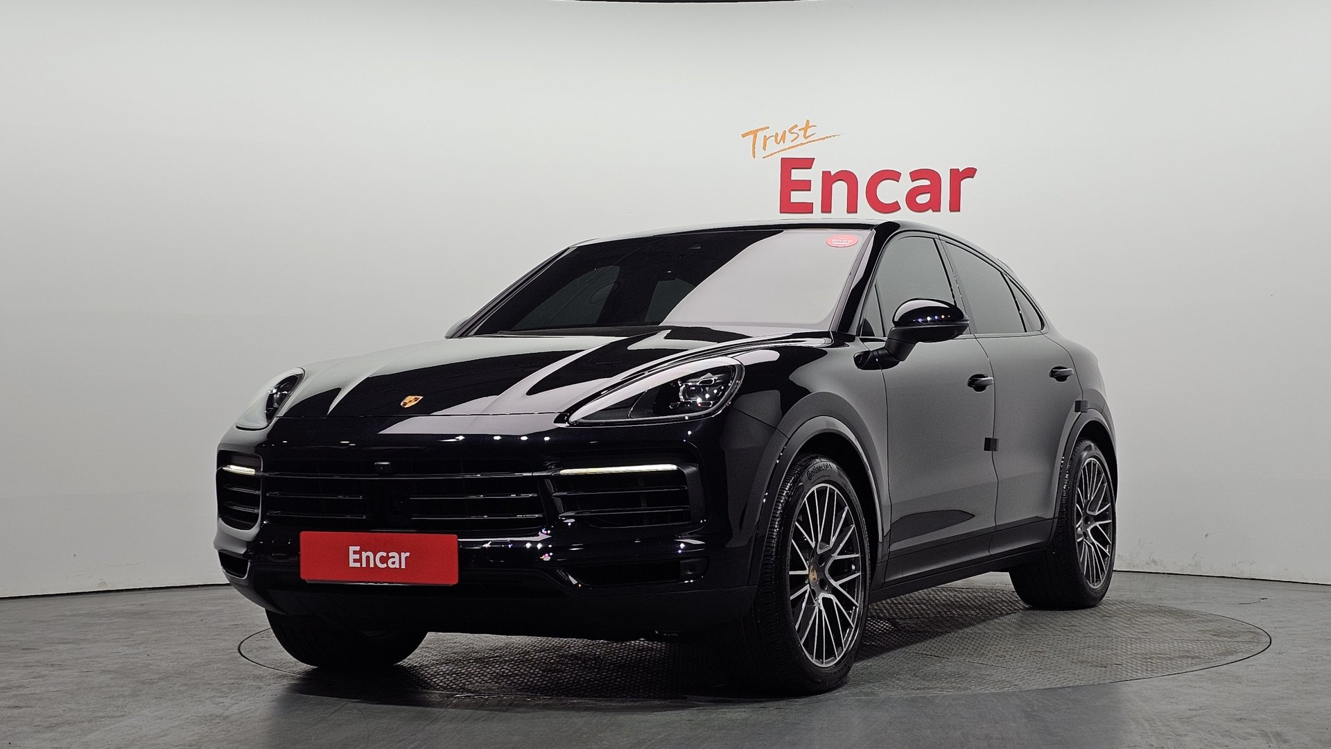 PORSCHE CAYENNE - View 1