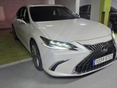 LEXUS ES - 3