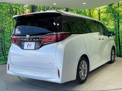 2024 Toyota ALPHARD — миниатюра 17