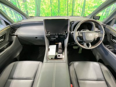 2024 Toyota ALPHARD photo 2