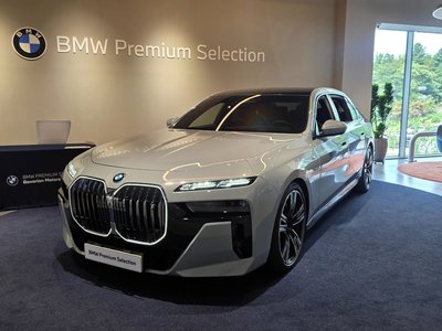 2025 BMW I7 照片 1