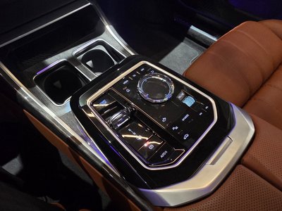 2025 BMW I7 照片 9