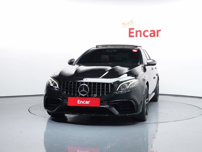 MERCEDES-BENZ E-CLASS - 2