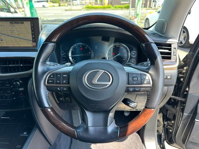 صورة مصغرة 14 لـ 2015 Lexus LX