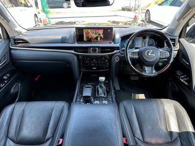 صورة مصغرة 13 لـ 2015 Lexus LX