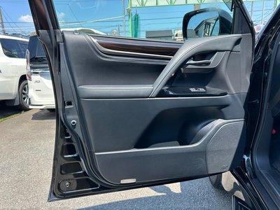 صورة مصغرة 40 لـ 2015 Lexus LX