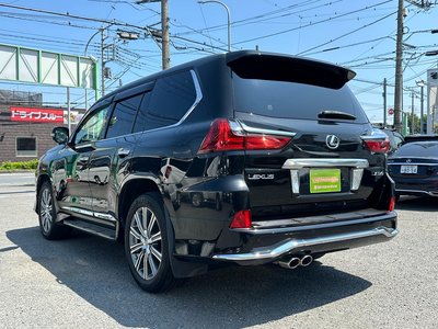 2015 Lexus LX photo 7