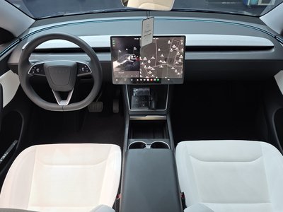 2025 Tesla MODEL Y 照片 5