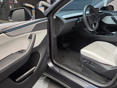 2025 Tesla MODEL Y 缩略图 13