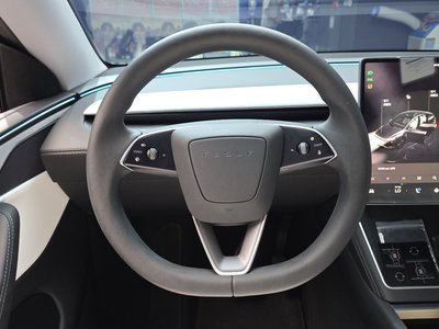 2025 Tesla MODEL Y 缩略图 19