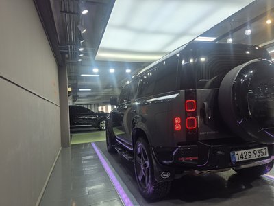 صورة 6 لـ 2025 LAND Rover DEFENDER