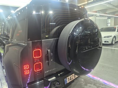 صورة 8 لـ 2025 LAND Rover DEFENDER