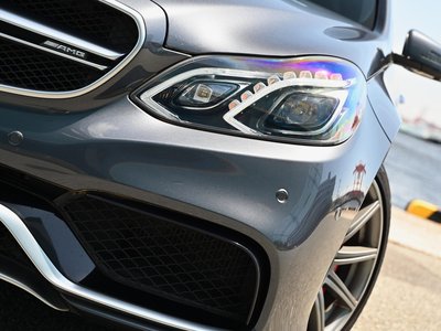 MERCEDES-BENZ E-CLASS WAGON AMG - 9