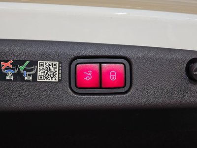 صورة مصغرة 18 لـ 2024 Mercedes-BENZ E-CLASS