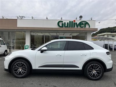 PORSCHE MACAN - 7