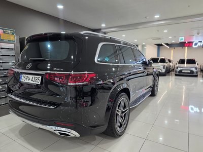 2022 Mercedes-BENZ GLS — фото 6