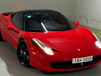 FERRARI 458