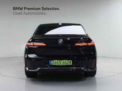 BMW 7 SERIES - 2