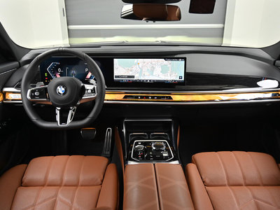 BMW 7 SERIES - 7