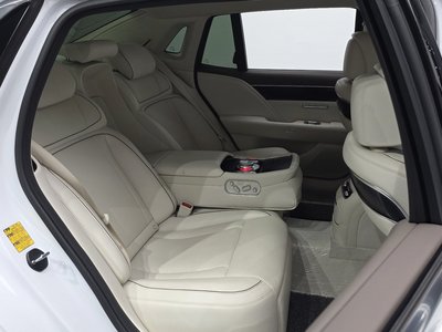 2022 Genesis G90 (RS4) thumbnail 17