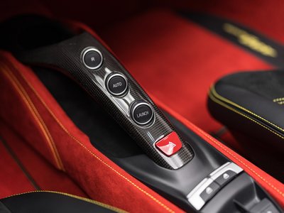 صورة مصغرة 18 لـ 2016 Ferrari 488 SPIDER