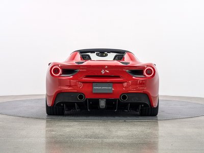 صورة مصغرة 11 لـ 2016 Ferrari 488 SPIDER