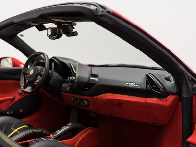 صورة مصغرة 23 لـ 2016 Ferrari 488 SPIDER