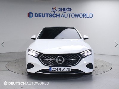 MERCEDES-BENZ E-CLASS - 2