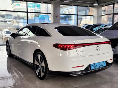 MERCEDES-BENZ EQS - 5